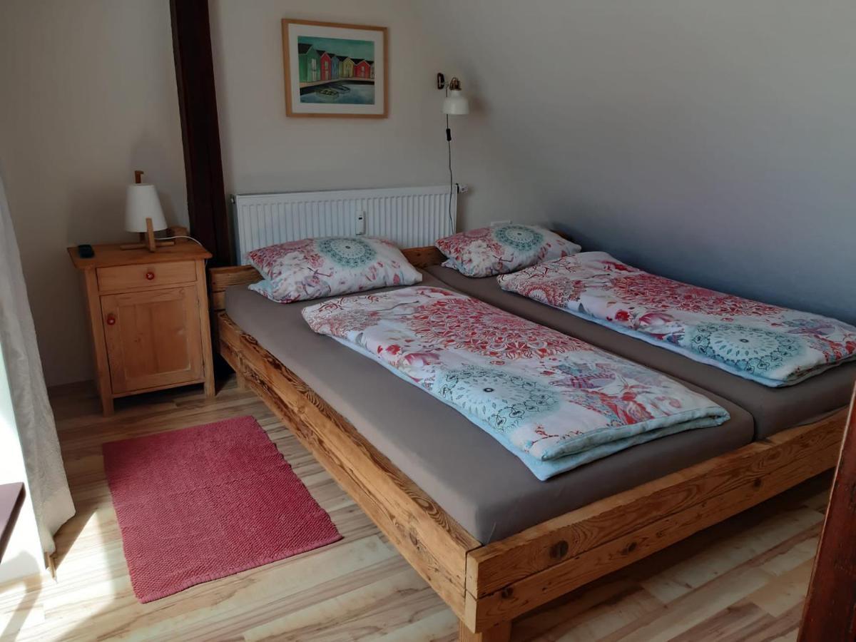 Giebelzimmer Mit Weinbergblick Stetten  Eksteriør bilde